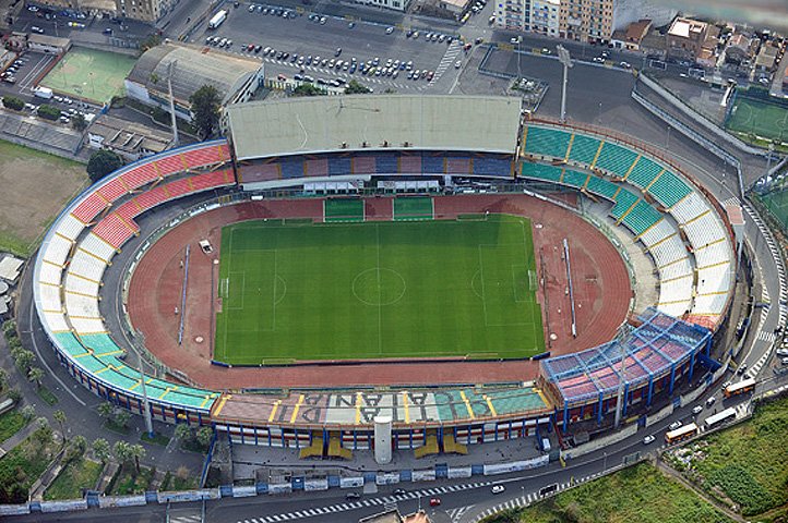 Calcio Catania lavori allo stadio ma la situazione resta in bilico