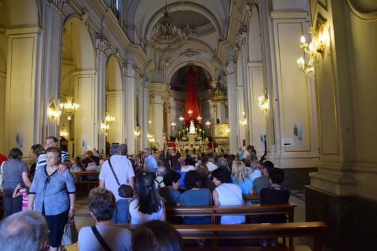 altare il Santuario della Madonna del Carmine