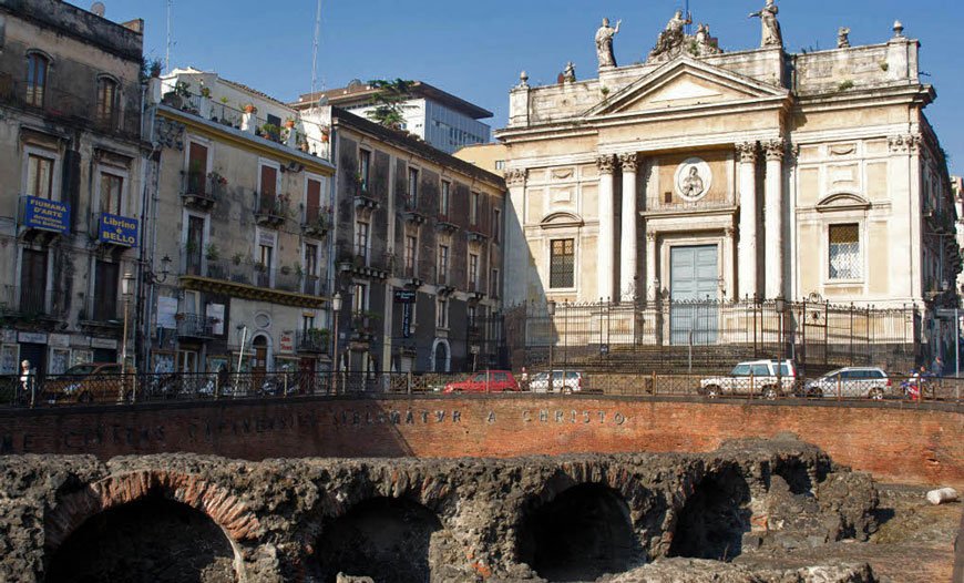 L’anfiteatro romano di Catania, molto bello e storico