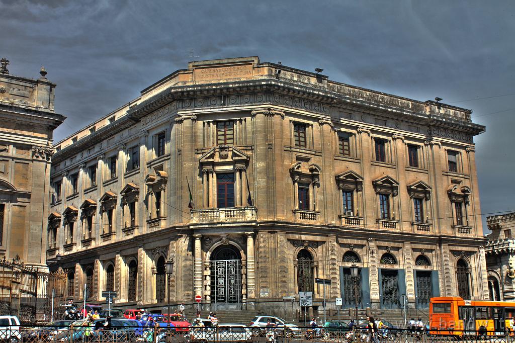 il Palazzo della Borsa a Catania