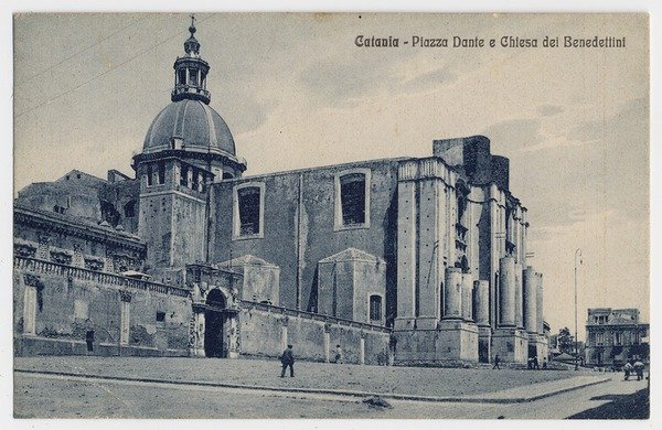 la storia della chiesa di San Nicolò l’Arena di Catania