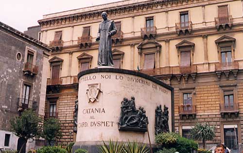 La Piazza San Francesco a Catania cardinale dusmet