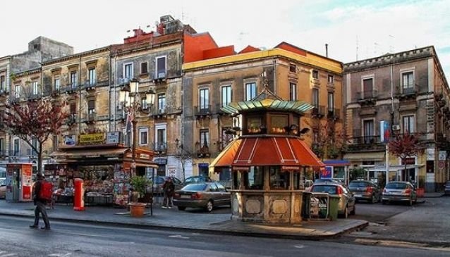 La famosa Piazza Umberto di Catania
