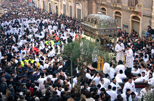 Il Fercolo di SantAgata addobbato