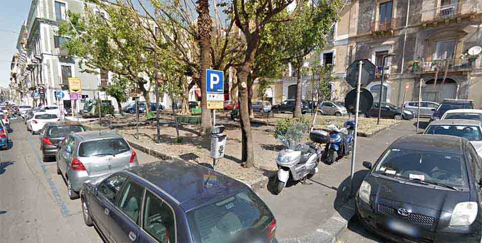 Piazza Angelo Majorana di Catania: un po’ di verde nel cuore della città