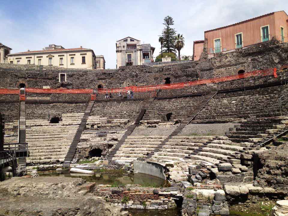 Il Complesso archeologico del Teatro Greco Romano e dellOdeon