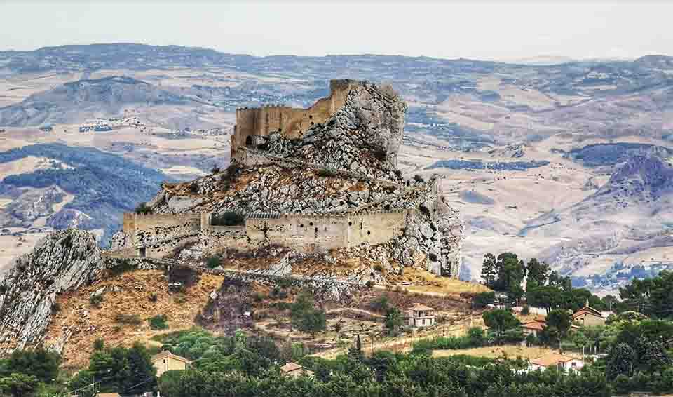 Castello Incantato Mussomeli