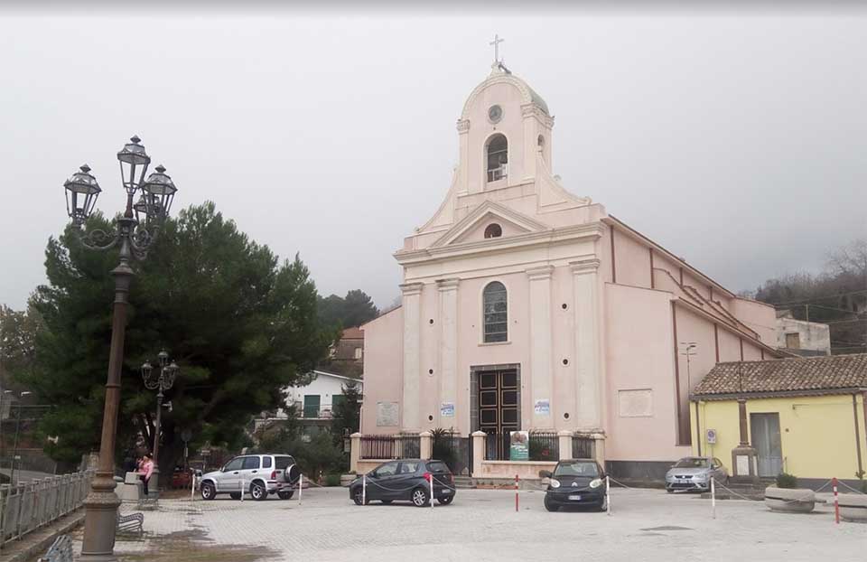 Piedimonte Etneo il Santuario di Vena