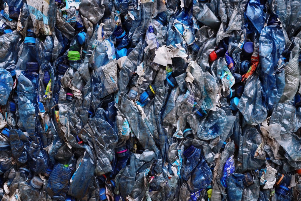 Catania sommersa dai rifiuti