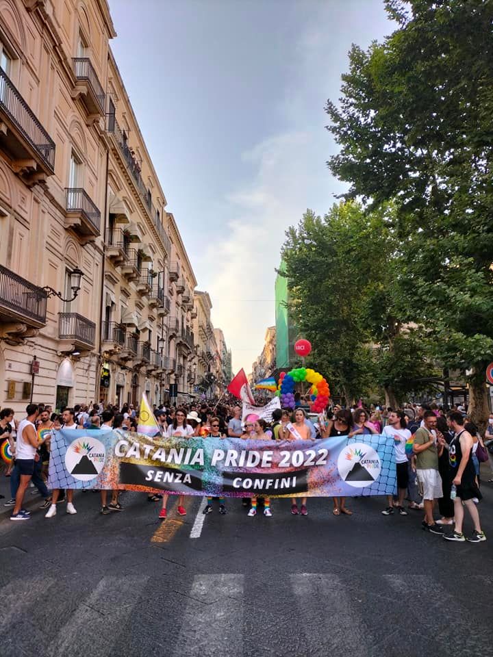 Catania Pride 2022: una marea arcobaleno invade le strade del centro