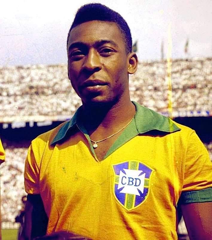 L’addio a Pelé: Una Leggenda del Calcio